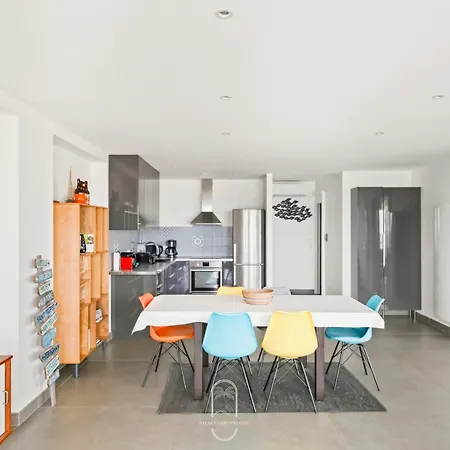 Villa Antoine Appartement Rdj Vue Mer Clim Wifi Parking Plage 50M La Garonne Le Pradet Exterior photo